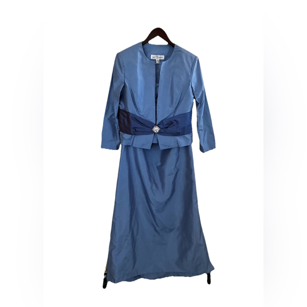 Marissa Baratelli 3-piece evening gown, silk. Skirt, jacket, tank top. Size 12